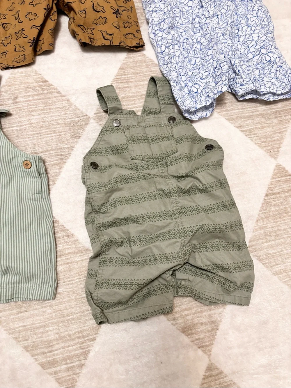 Carters Gap 18-24 month overall bundle gender neutral boys spring summer fall
